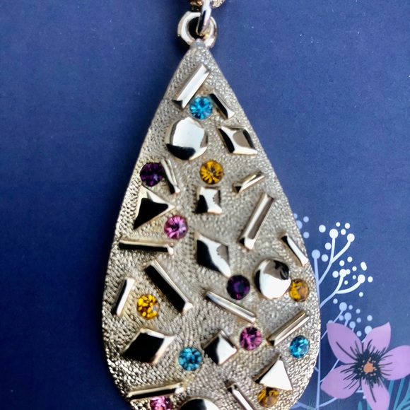 Vintage Sarah Coventry necklace and earring set - Picture 3 of 5